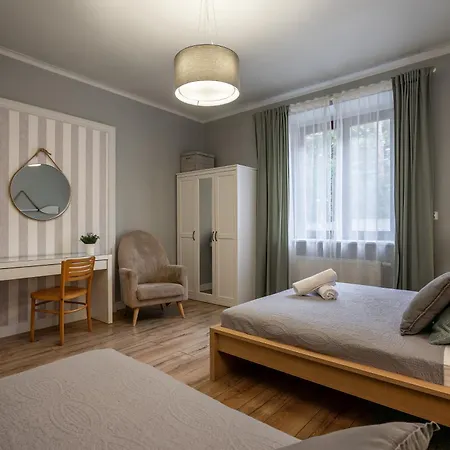 Apartmán 36 Centrum - Mieszkanie Dla 10 Osob *